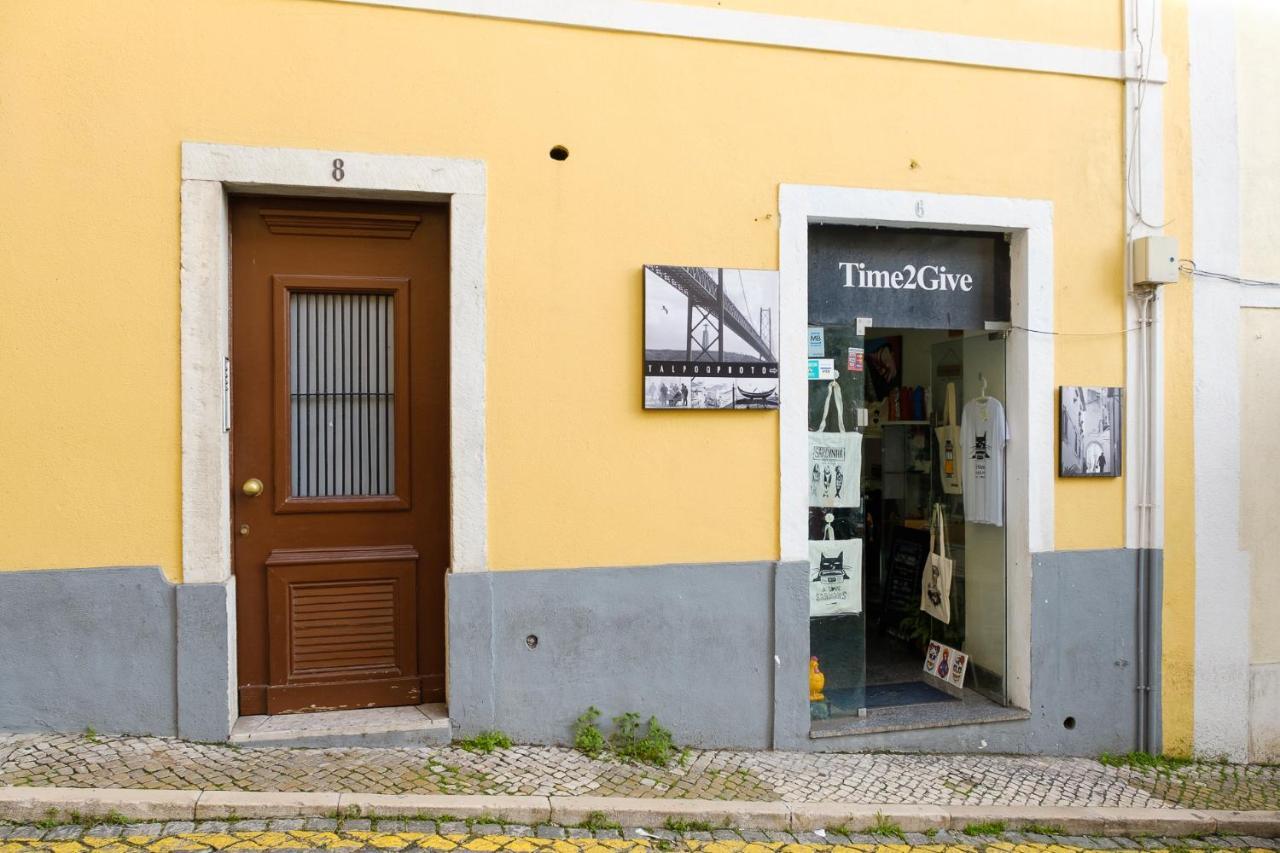 Colourful Alfama Apartment Lisbon Bagian luar foto