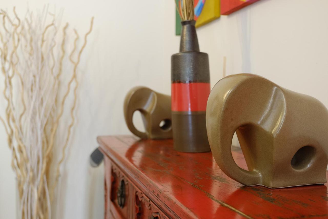 Colourful Alfama Apartment Lisbon Bagian luar foto